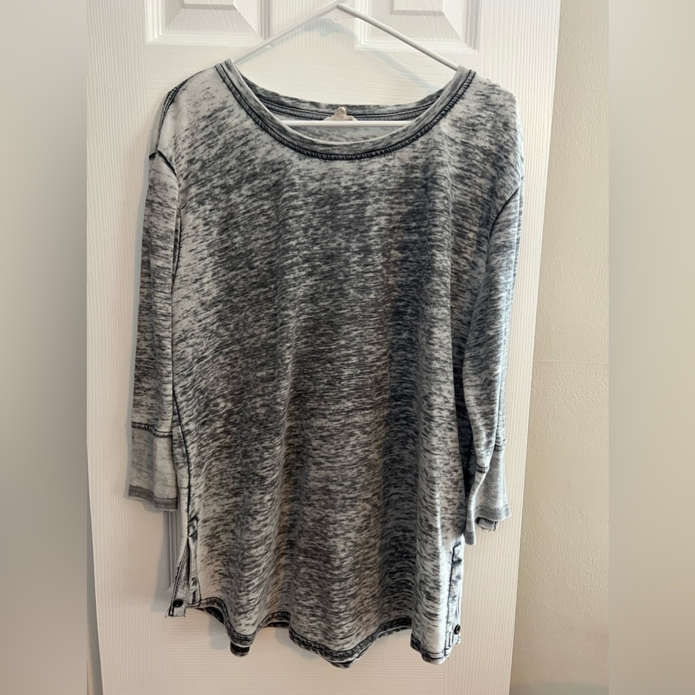 3/4 sleeve shirt
